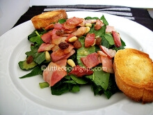 Amazing Spinach Salad with Bacon and Raisins