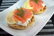 Smoked salmon, Greek yogurt and cream cheese Pitas